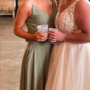 Bridesmaid dress WITH POCKETS 😍